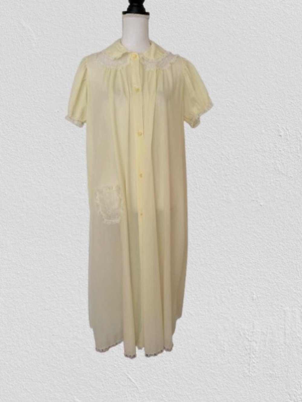 Vtg Charmode by Sears, Roebuck & Co. Pale Yellow Sheer Nightgown, Sz 40-42